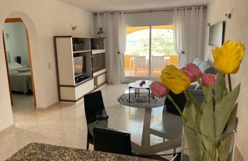 Tranquility, sun, breathtaking views & 7 minutes drive to sea - Foto 9