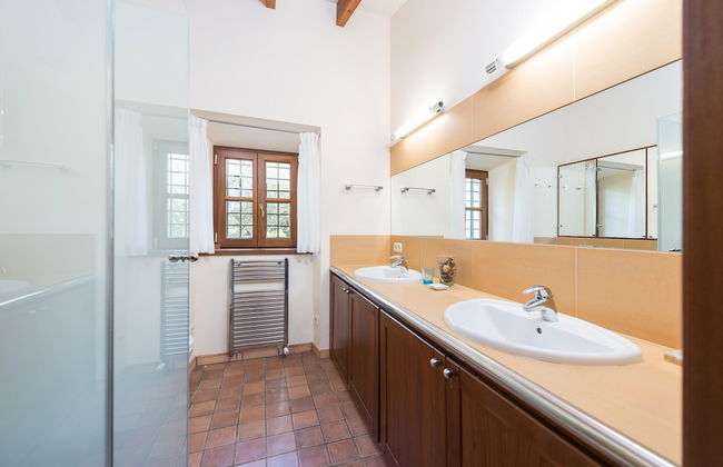 Rafal Pai in Art With 6 Bedrooms and 6 Bathrooms - Photo 33