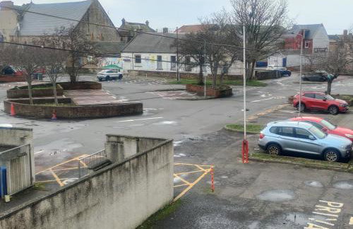 Central 1-bed flat - Walk to shops, pubs and station - Foto 25