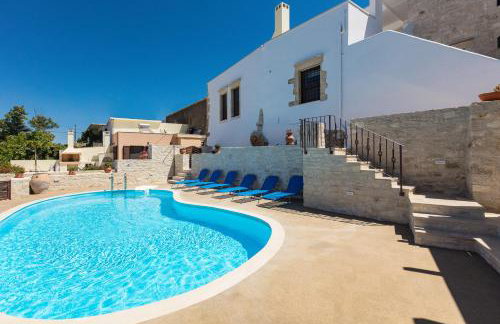 Penthe Manor House, Rustic Secret Retreat, By ThinkVilla - Photo 2