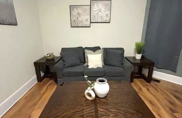 Downtown 1BR Stay Walk to Cafes & Parks - Foto 23