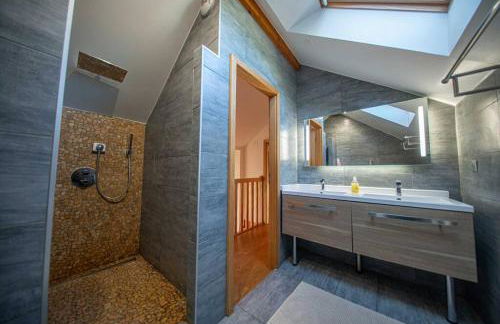 Le chalet Montanea-Jacuzzi-Free parking - Foto 21