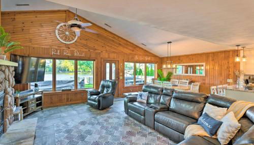 Boat Dock and Backyard Rock River Retreat - Foto 4