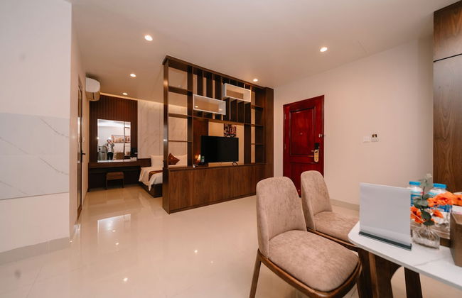 Diamond Hotel - Photo 20