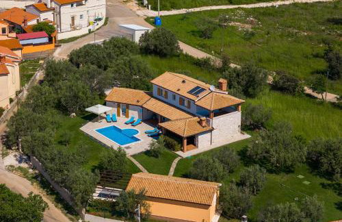 Villa Loverka near Pula only 3 km from the beach with sea view - Foto 9