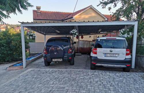 Premium Two-bedroom Apartment - Photo 6