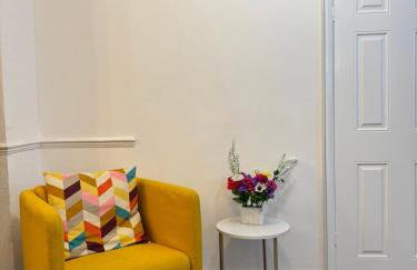 Welcome to This Newly renovated 4 bedroom cozy & charming home in Dagenham, East London - Foto 22