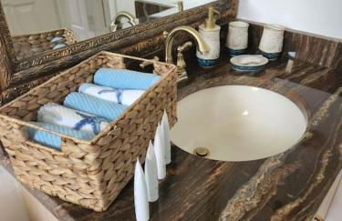 House with Heated Pool near to Florida Beaches - Foto 35