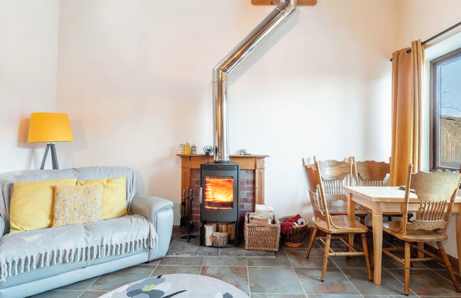 Auchingoul Cottage - Photo 7