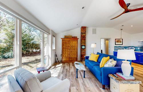 Three dog-friendly, waterfront cottages with full kitchens & private beach - Foto 41