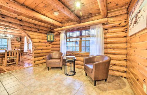 Spacious Cabin with Decks Near Saratoga Springs - Foto 9