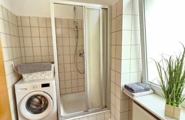 MR Living I moderne Apartments mit Einzelbetten, voll ausgestattete Küche, WLAN, Parkplatz, ideal für Monteure I DI01, DI02 - Foto 19