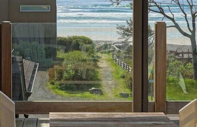 The Castle Rock Estate by Avantstay Steps From Arch Cape Beach w/ Hot Tub & Sauna - Foto 60