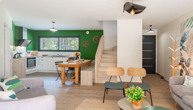 Kitchen / Dining Room