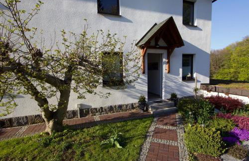 Apartment Helle und moderne Ferienwohnung mit Terrasse by Interhome - Foto 14