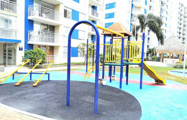 Espectacular Apartamento WiFi AA piscina - Foto 14