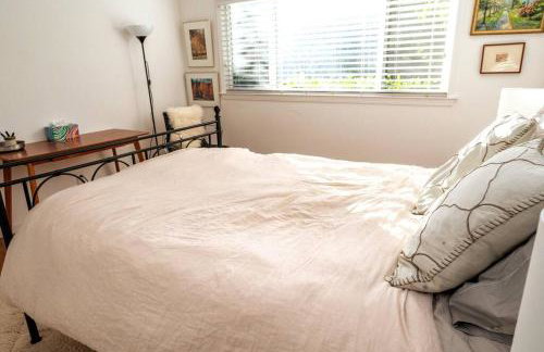 10 mins to SJC Fastest 2 Gigabit WiFI Open Floor BBQ Grill Fireplace Fenced Yard Pet Friendly - Foto 31