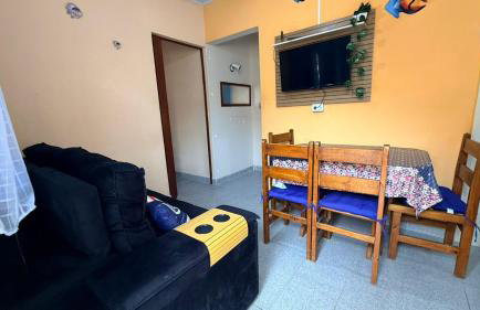 Apartamento Pé na Areia com Garagem no Centro Mongaguá - Foto 3