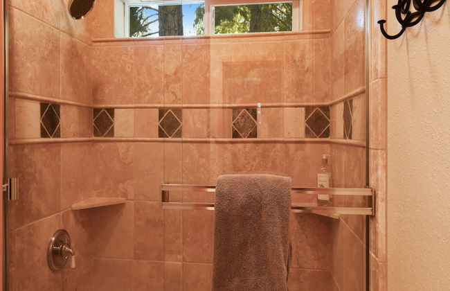 Lux Leisure Game Room & More! - Foto 12