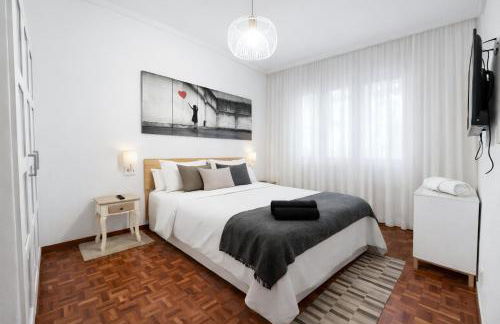 Piso luminoso, amplio y tranquilo en Casco Viejo - Foto 2