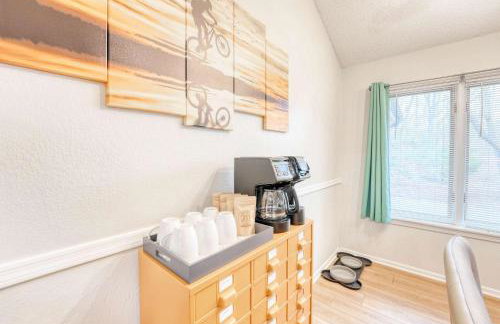 Modern Bentonville Retreat - Sleeps 6 Near Trails - Foto 40