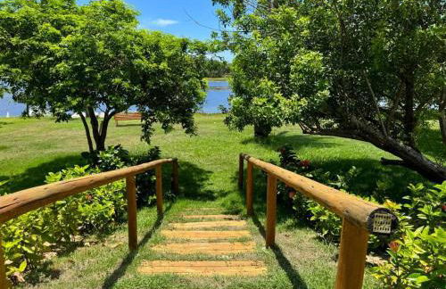 GUARAJUBA PARAÍSO DAS ÁGUAS - APT 2 quartos com AR e TV em TODOS os cômodos - Incluso Roupa de CAMA e BANHO - Filtro de Água Gelada e Maquina de Lavar dentro do APT - TOTAL CONFORTO PARA VC E SUA FAMILIA - Cond A beira da Lagoa e perto da PRAIA - Foto 14