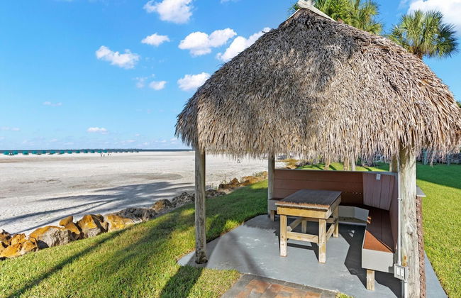 Sunset Fort Myers - Photo 27