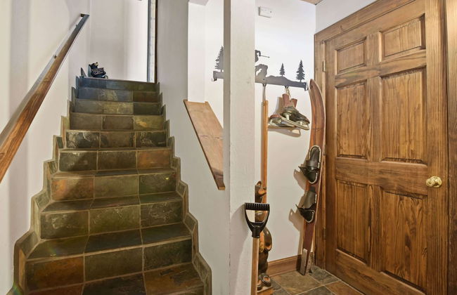 Alpine Manor Retreat Mountain Relaxation - Foto 16