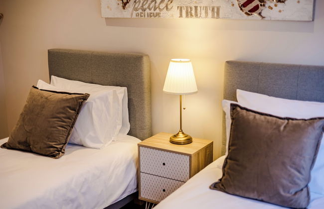 StayAU Magnificent Lakefront Villa - Foto 4