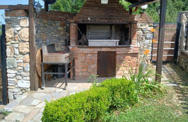 Artemis' Stone House - Photo 28