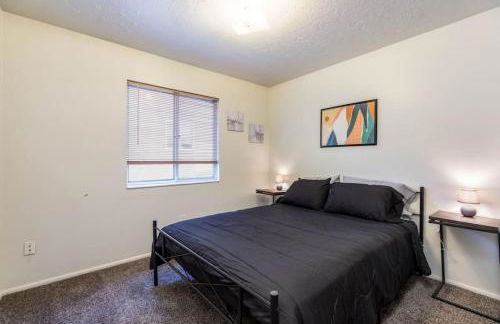 Spacious Pet Friendly Retreat - Foto 15