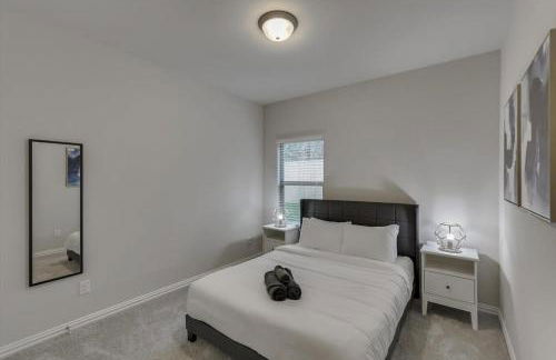 Your Vibrant Dallas Getaway Home - Foto 25