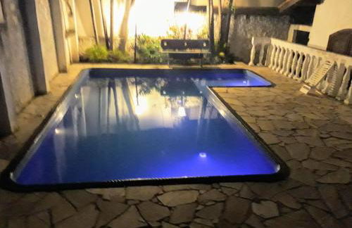 Casa 5 quartos ar cond piscina churrasqueira a 550 m da praia - Foto 9