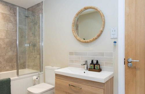 Bosham 3 BR Beach House with Garden & Playhouse - Foto 60