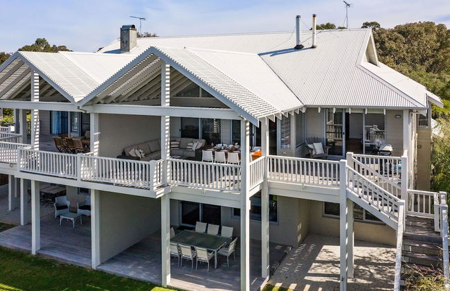 Beachfront House - Foto 24