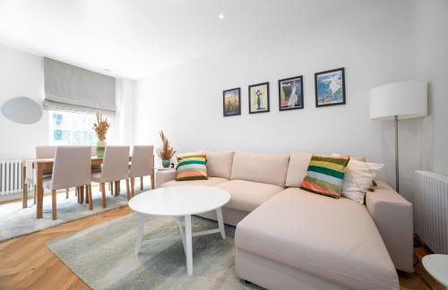 3 Bedroom flat with Terrace in Central London - Photo 2