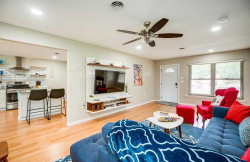 Spacious Yard Pet-Friendly Home in San Antonio! - Foto 1