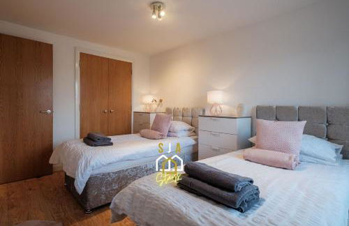 Mackie Residence - SJA Stays - 3 Bed Apartment with parking - Foto 65