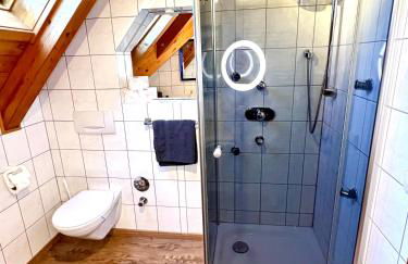 Stilvolle zentrale 2,5 Zimmer Wohnung am Römerbad mit Terrasse - Foto 10