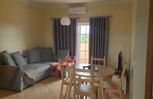 Stela ' s Guest House - Foto 1