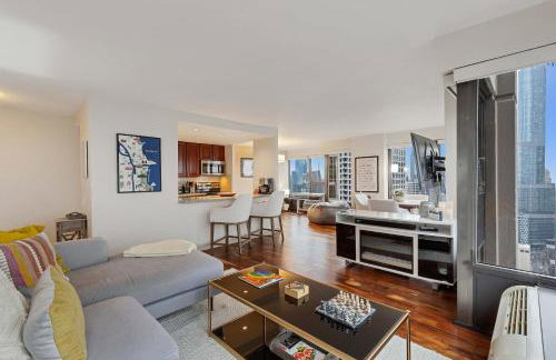 2bd River North Condo with Million Dollar Views! condo - Photo 9