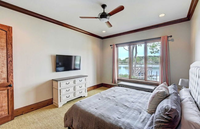 Lakefront, Private Dock+beach, Game Room Sunset Shores Resort: The Grand House - Foto 42