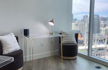 Luxury Designer Suite with Rooftop Pool, Gym - Foto 20