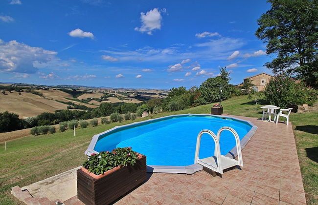 Apartment in Piticchio With Pool and BBQ - Photo 18
