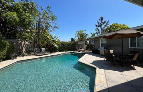 Gorgeous Pool Home 1/2 Mile Walk to Disney - Foto 52