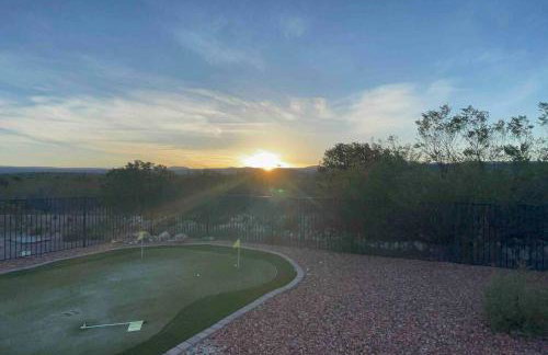 Stargazers Private Paradise with Pool and Hot Tub! - Foto 32