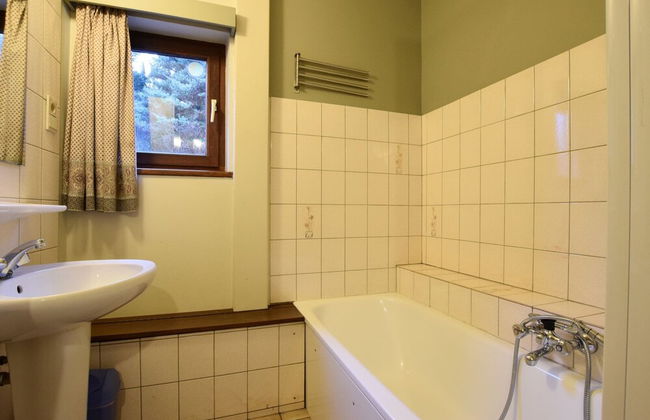 Family Villa With Garden - Photo 18