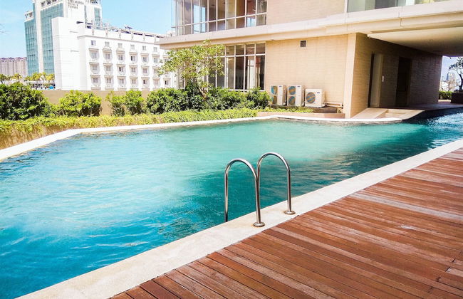 Prime Location Studio Apartment at Elpis Residence near Ancol - Photo 26