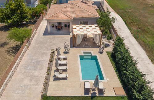 Villa Nicoldia with private pool near Laganas - Foto 1