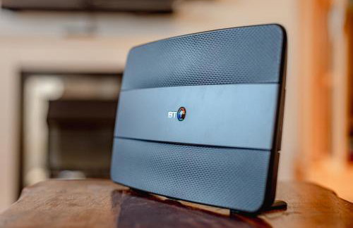 Luxury 2 Bed Room Lake View Apt Bowness Parking - Photo 26